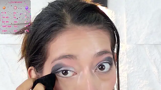 Snapshot of zorravioletta1 chatting on October 24, 12:23 pm zorravioletta1 online show from October 24, 12:23 pm