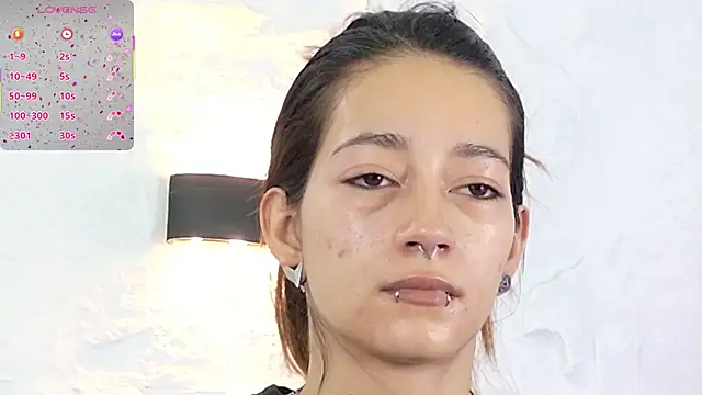 Snapshot of zorravioletta1 chatting on October 28, 12:19 pm zorravioletta1 online show from October 28, 12:19 pm