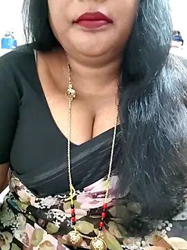 Snapshot of Swapna_143 chatting on April 21, 2:15 am Swapna 143 online show from April 21, 2:15 am