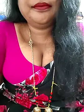 Snapshot of Swapna_143 chatting on April 24, 2:14 am Swapna 143 online show from April 24, 2:14 am