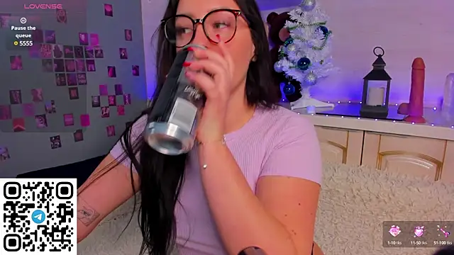 Kruela Eva online show from December 9, 11:34 pm