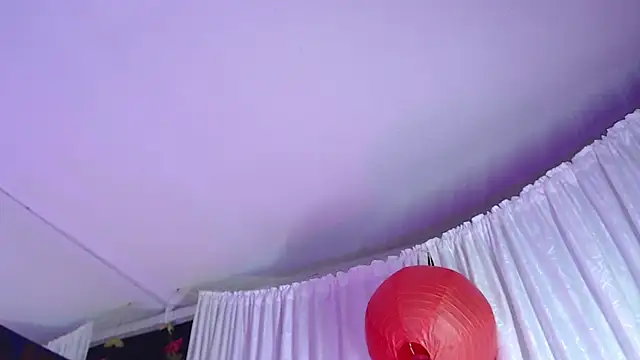cherry chel online show from December 18, 2:10 am