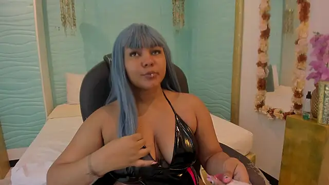 cherry chel online show from May 4, 9:33 pm