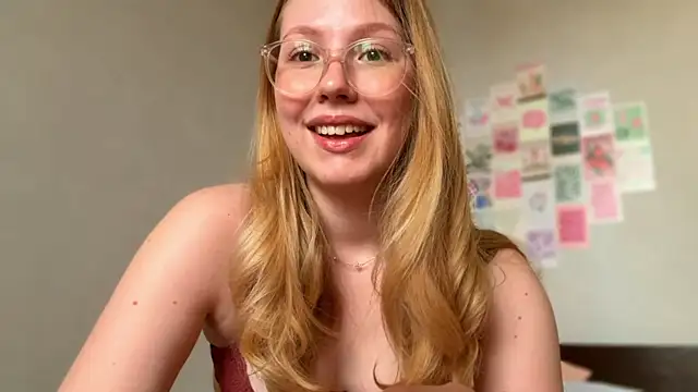 HoneyAudrey online show from May 21, 2:29 am
