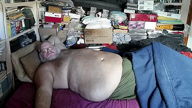 hadeszeuss2 online show from December 9, 1:45 pm