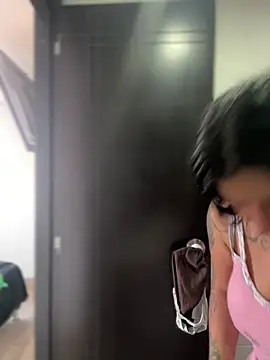 Devilsweet17 online show from March 5, 8:38 pm