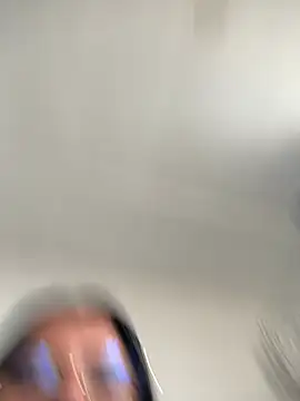 Devilsweet17 online show from April 3, 3:10 pm