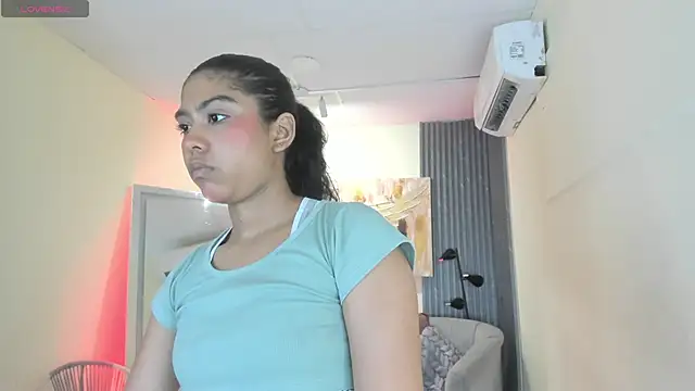 emma alice  online show from January 7, 11:16 am