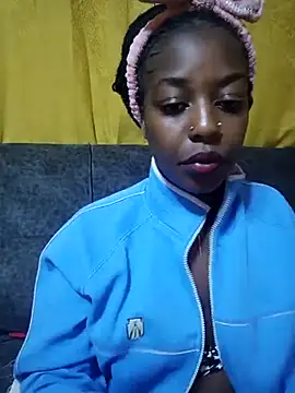 Snapshot of pretty-eyes23 chatting on February 8, 7:49 pm pretty-eyes23 online show from February 8, 7:49 pm
