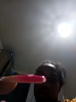 pretty-eyes23 online show from January 6, 8:07 am