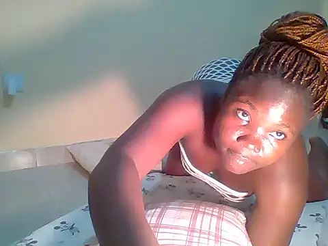 Snapshot of Yugibaby1 chatting on May 21, 3:19 pm Yugibaby1 online show from May 21, 3:19 pm