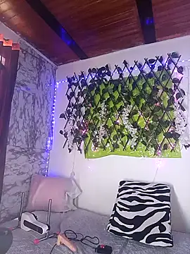 Snapshot of any_mour chatting on March 2, 5:09 pm any mour online show from March 2, 5:09 pm