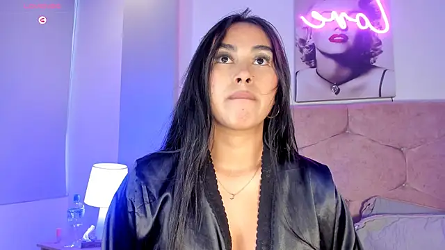 Cameliaa Smiith online show from March 6, 3:57 am