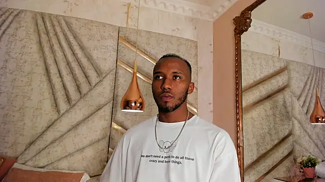 Snapshot of JamesParck chatting on March 5, 6:56 pm JamesParck online show from March 5, 6:56 pm