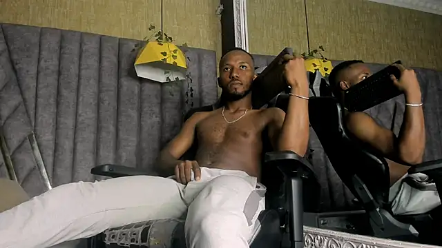 JamesParck online show from March 25, 12:38 am