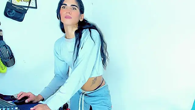 hannabigdirty online show from December 19, 4:35 pm