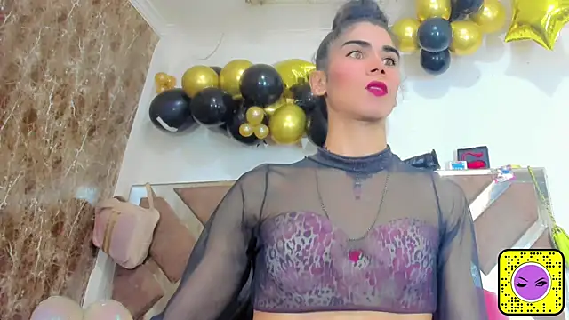 Snapshot of hannabigdirty chatting on January 8, 8:38 am hannabigdirty online show from January 8, 8:38 am