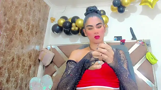 Snapshot of hannabigdirty chatting on February 8, 3:54 am hannabigdirty online show from February 8, 3:54 am