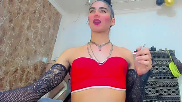 Snapshot of hannabigdirty chatting on March 6, 8:33 am hannabigdirty online show from March 6, 8:33 am