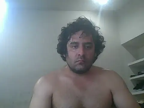 MrPatrick777 online show from March 14, 5:35 am