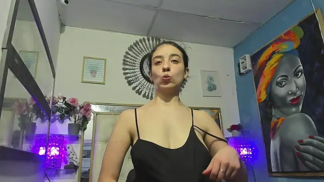Snapshot of Lucifer_69x69 chatting on March 17, 7:58 pm Lucifer 69x69 online show from March 17, 7:58 pm