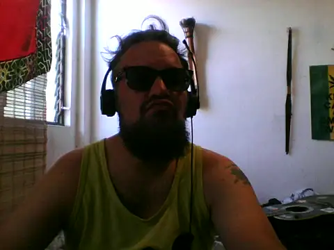 LECHEBALLS online show from April 3, 5:00 pm