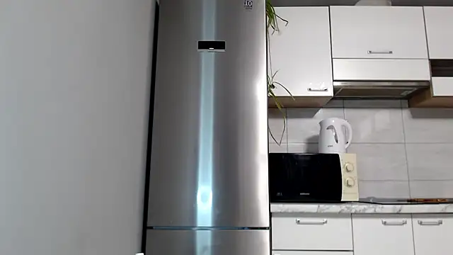 SierraSky  online show from January 8, 6:10 pm