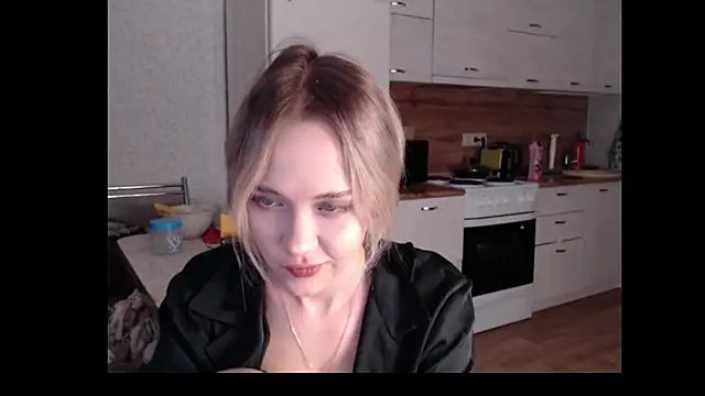 Snapshot of Miss_Amelissa chatting on February 22, 3:03 pm Miss Amelissa online show from February 22, 3:03 pm