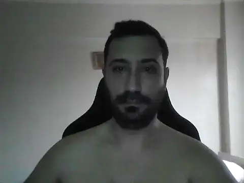 Snapshot of chakal22 chatting on April 1, 3:09 pm chakal22 online show from April 1, 3:09 pm