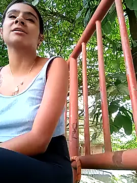 Leslly  online show from December 14, 10:34 am