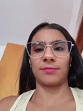 Leslly  online show from May 13, 7:55 pm