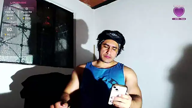 Snapshot of willian_m777 chatting on April 26, 3:48 am willian m777 online show from April 26, 3:48 am