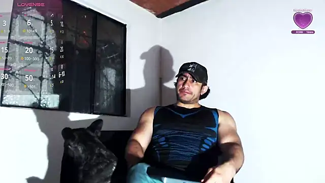 Snapshot of willian_m777 chatting on May 1, 3:11 am willian m777 online show from May 1, 3:11 am