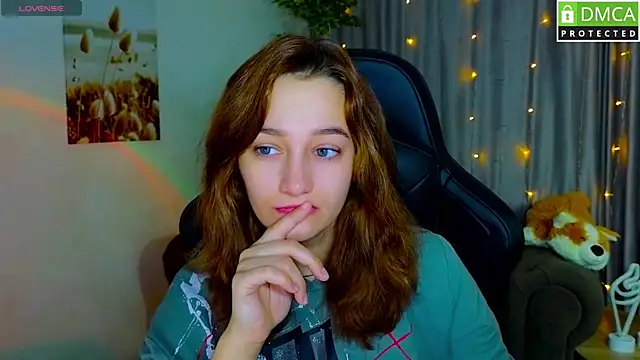 Sinty Noria online show from October 8, 1:03 am