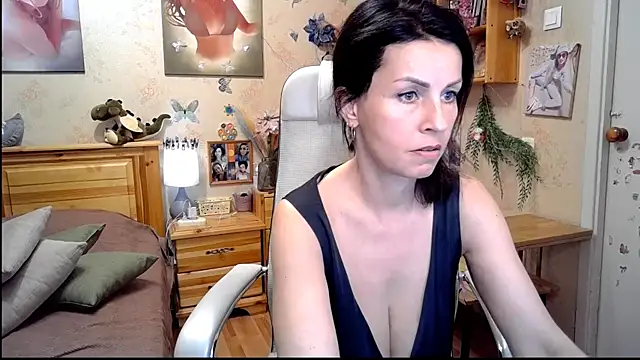 Kendra Mom online show from May 25, 1:06 pm