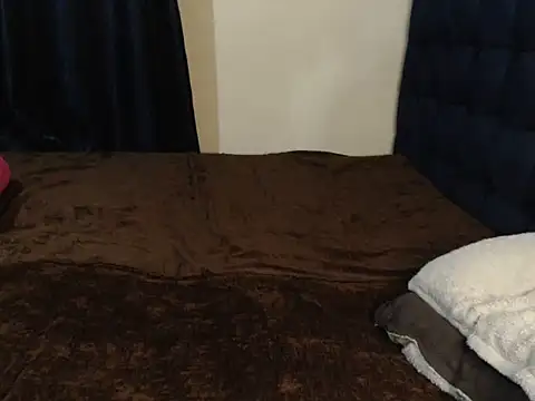 booty lolah  online show from October 15, 6:19 pm