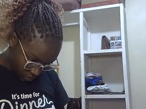 Snapshot of Sexy_racy_rebel_ chatting on November 20, 3:56 pm Sexy racy rebel online show from November 20, 3:56 pm