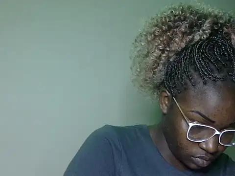 Snapshot of Sexy_racy_rebel_ chatting on November 23, 9:03 pm Sexy racy rebel online show from November 23, 9:03 pm