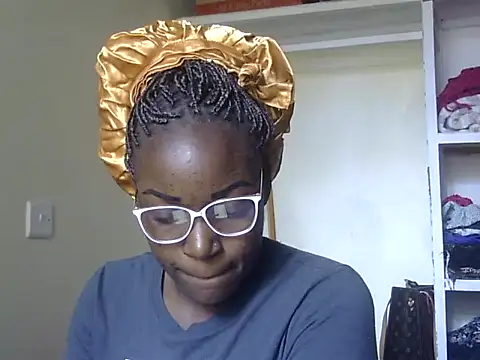 Snapshot of Sexy_racy_rebel_ chatting on November 24, 9:09 am Sexy racy rebel online show from November 24, 9:09 am