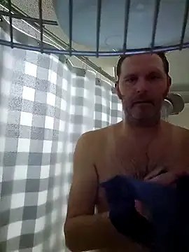Snapshot of big-fun1981 chatting on January 15, 1:31 pm big-fun1981 online show from January 15, 1:31 pm