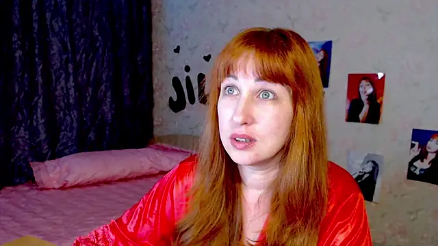 Snapshot of JillStevens chatting on February 11, 2:03 am JillStevens online show from February 11, 2:03 am