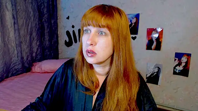 Snapshot of JillStevens chatting on February 22, 5:55 am JillStevens online show from February 22, 5:55 am