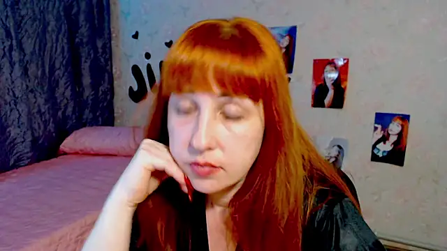 Snapshot of JillStevens chatting on March 9, 4:22 pm JillStevens online show from March 9, 4:22 pm