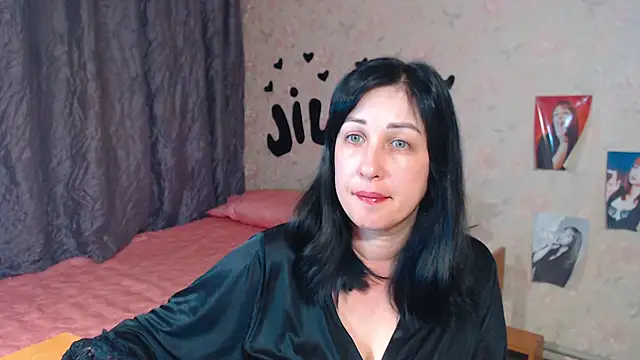 Snapshot of JillStevens chatting on October 1, 4:35 pm JillStevens online show from October 1, 4:35 pm