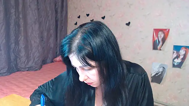 Snapshot of JillStevens chatting on October 13, 1:49 am JillStevens online show from October 13, 1:49 am