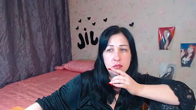 JillStevens online show from November 19, 1:16 am