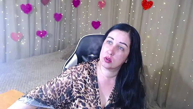 JillStevens online show from May 12, 4:20 am
