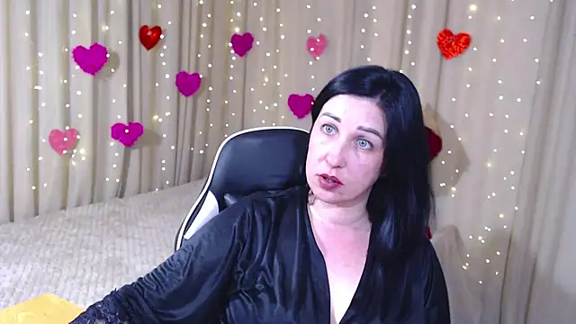 JillStevens online show from May 17, 1:40 pm