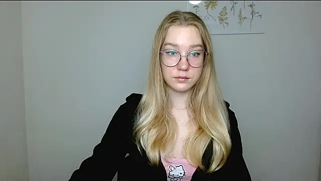 cindi hot online show from November 2, 9:44 am