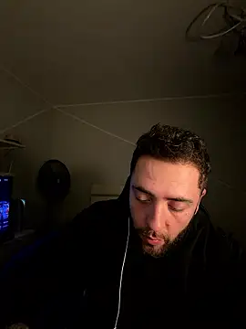 1ninefellababy online show from January 15, 6:11 pm